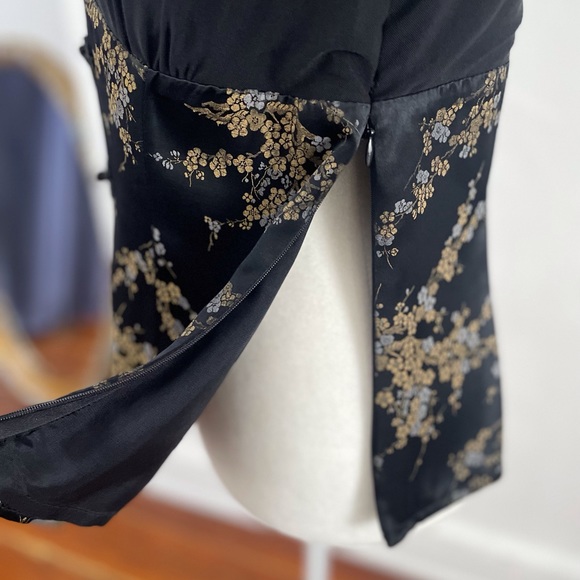 90s Sheer Mesh Asian Inspo Top - Picture 7 of 10